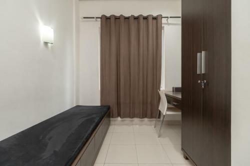 Hotel Reddoorz @ Tirta Mansion Karawaci