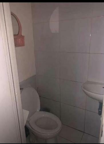 Sewa Apartemen Aeropolis 2 Kamar Tidur