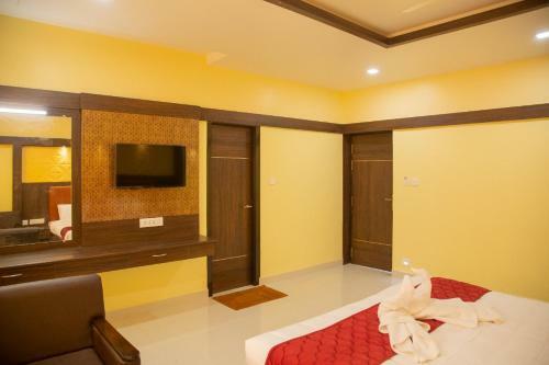 Sri Balaji Grand Hotel