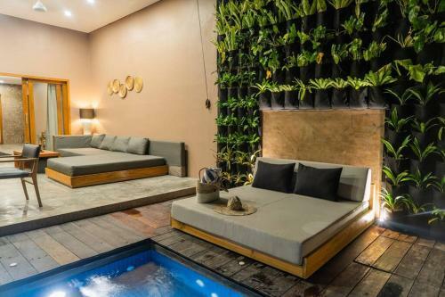 Luxury Honeymoon Nest 1br Villa With Jacuzzi