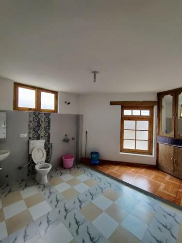Hostal Jig Gyas Guest House