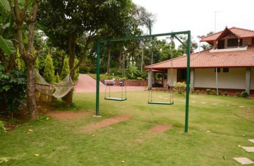 Vamoose Coorg Brookstone