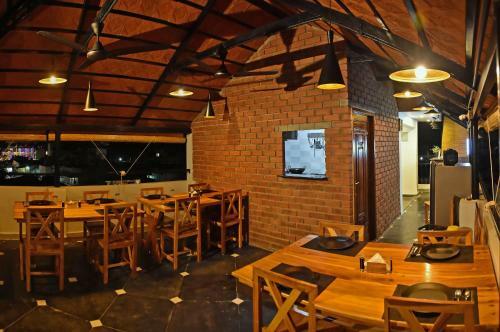 Hostal Catch A Wave