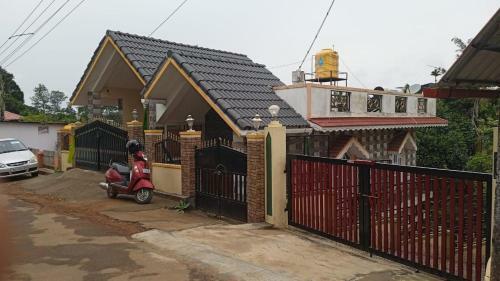 Blooming Glow Home Stay Coorg