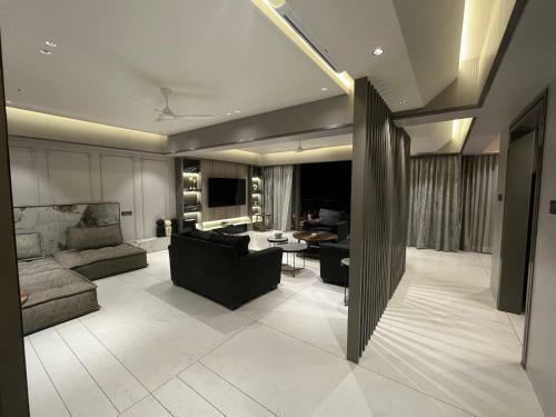 Jumbo Heavens 5 Bedroom Scenic Luxury Pool Villa