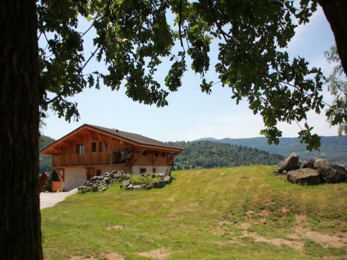 Holiday Home Les Chalets Des Ayes Le Thillot Viii