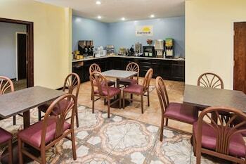 Hotel Days Inn - Harvey