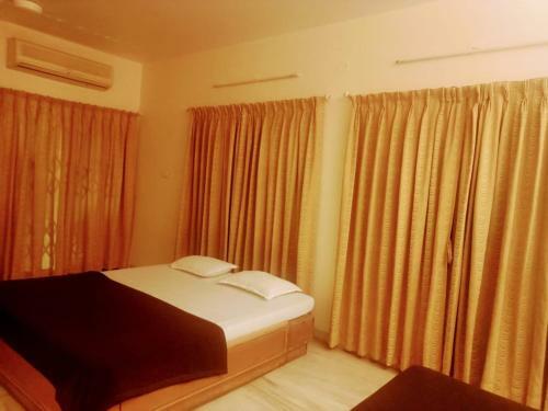 Villa 3bhk Private Pool Bungalow In Lonavala