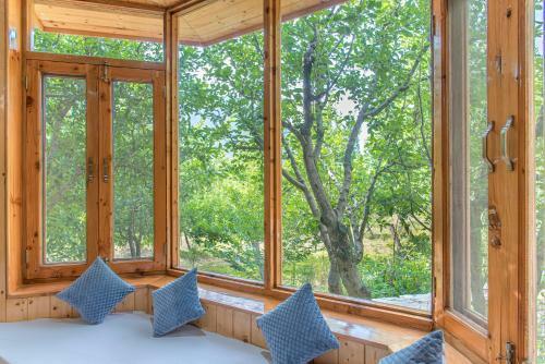 Hotel Himalayan Orchard Winds Manali