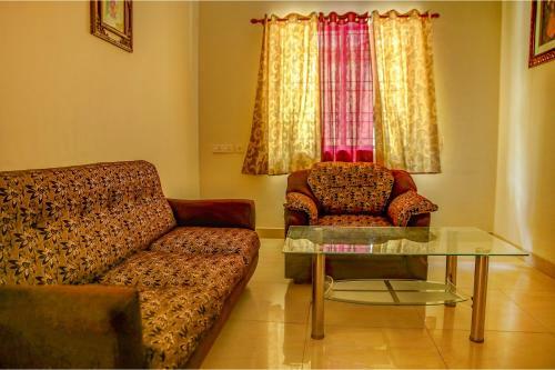 Fabhotel Hibiscus Stays