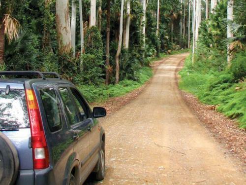 Huge Lake Front Property Near Blueys Beach
