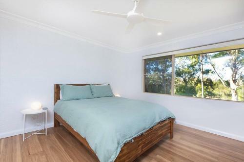 Huge Lake Front Property Near Blueys Beach