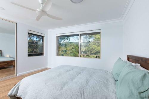 Huge Lake Front Property Near Blueys Beach