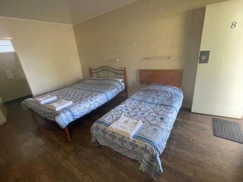 Sawmill Hotel Motel