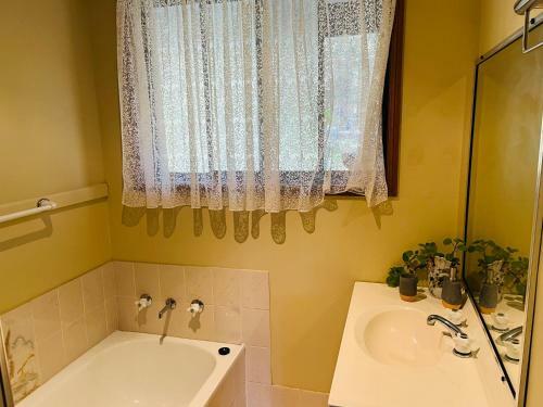 Macy?s Farm Is A Comfortable 3 Bedroom House