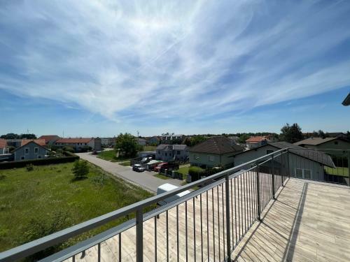 Luxuri�se Villa Nahe Wien 2201
