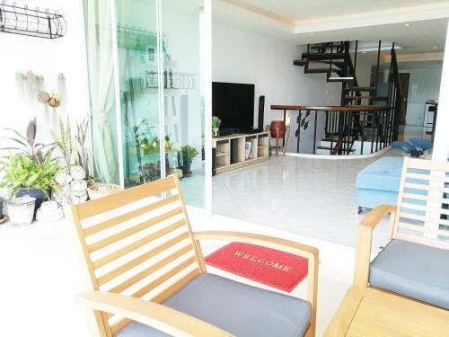 Patong Seaviews Apartment