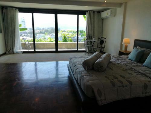 Patong Seaviews Apartment