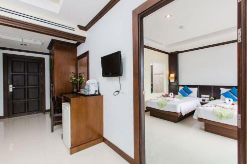 Hotel Rcb Patong Bangla
