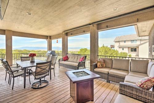 Pueblo West Home - Full Deck And Near Reservoir