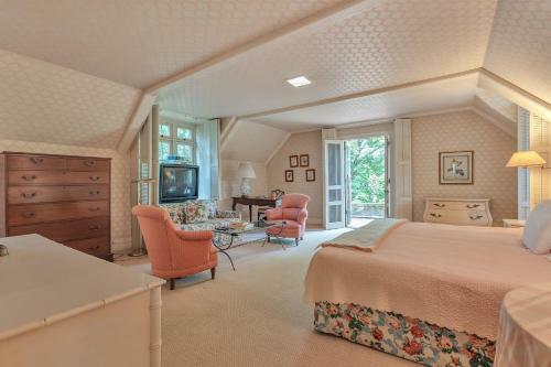 Greenwich Classic Stone Castle Home