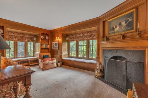 Greenwich Classic Stone Castle Home