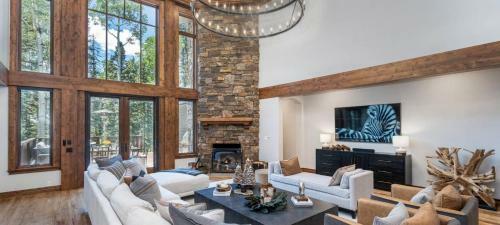 Aspen Grove Villa By Exceptional Stays
