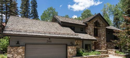 Aspen Grove Villa By Exceptional Stays