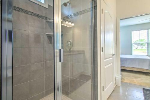 Modern Vacation Home - 4 Mi To Bethany Beach!