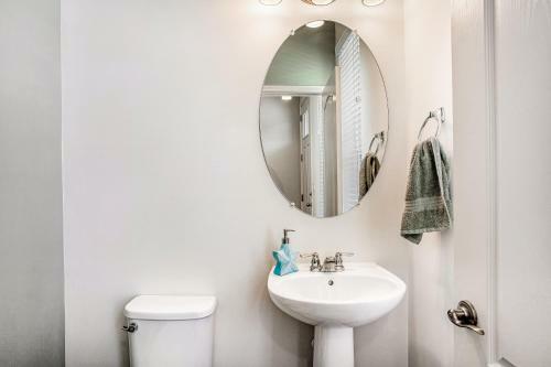 Bishops Landing --- 31449 Valley Green