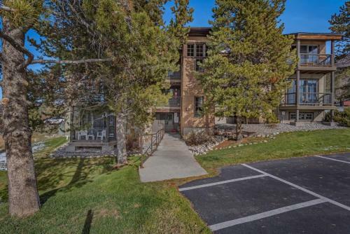 #1031- Stunning Northstar Condo Close To Skiing