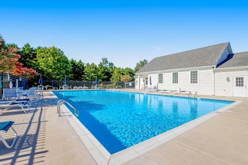 Bayview Landing --- 37464 Oliver Drive