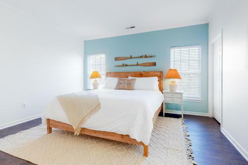 Bayview Landing --- 37544 Janice Cir