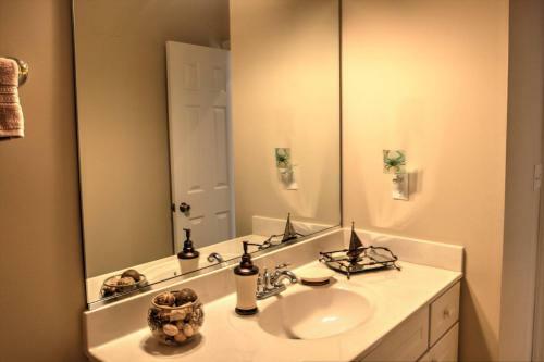 37556 Leisure Dr