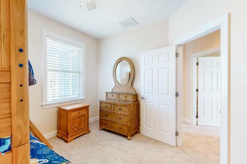 Bayside Resort --- 31536 Winterberry Pkwy
