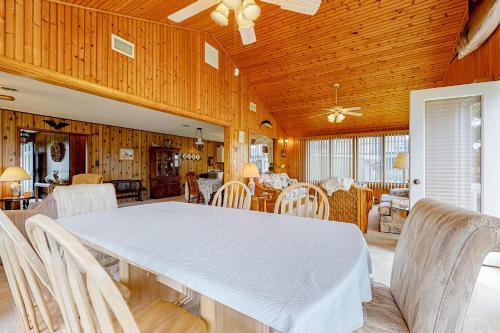 Keen-wik --- 38295 River Birch Dr