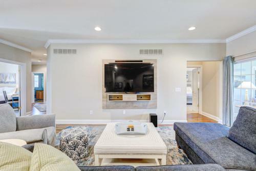 Keys Of Marsh Harbor 20246 Whitehead Cir
