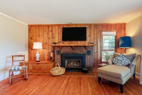 Ocean View --- 30839 Cedar Neck Rd