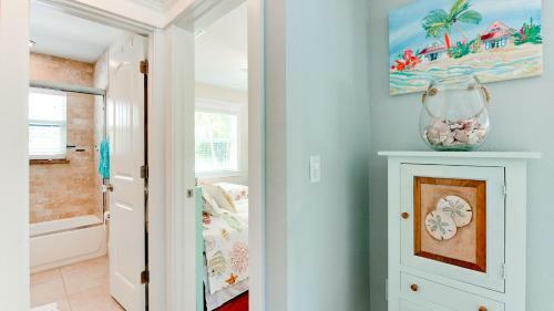 Bean Point Beach Cottage - 709 N Bay