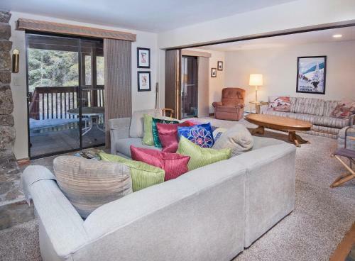 4594 Meadow Drive Unit A-1