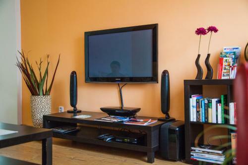Apartm�ny U ?erven�ho Stromu