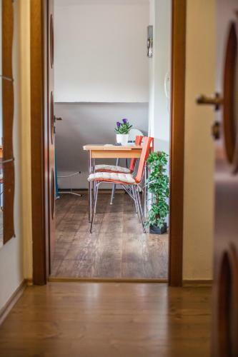 Apartm�ny U ?erven�ho Stromu