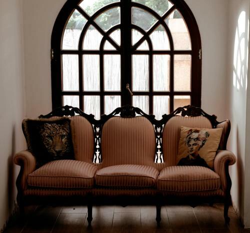 3 Bed Apartment In Luxury Country House With Pool