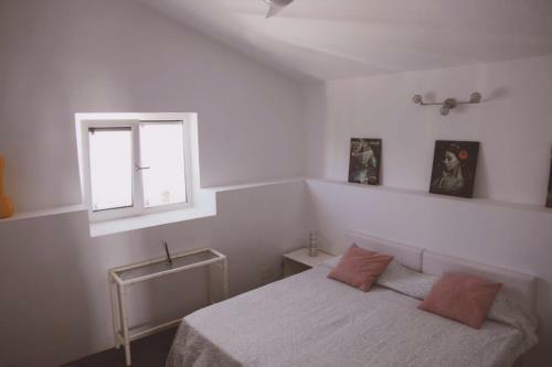 3 Bed Apartment In Luxury Country House With Pool