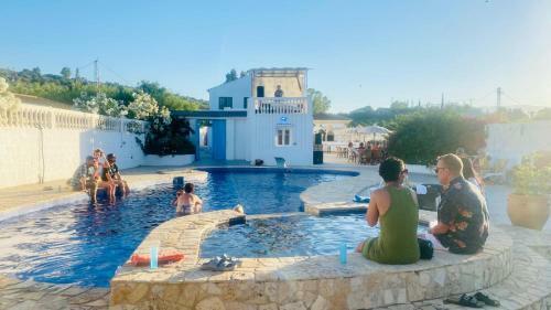 3 Bed Apartment In Luxury Country House With Pool