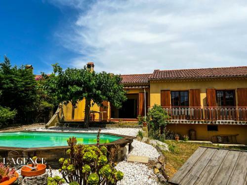 Villa Avec Jardin Et Piscine � Bormes-les-mimosas