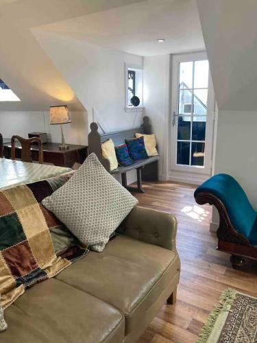 The Art Loft, Crieff: Town Centre Apartment