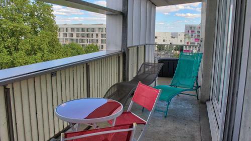 Apartamento Loft Tout Confort : Parking - Terrasse - Tram