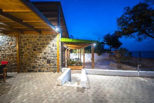 Apartamento Terrazeus - Stone House Beachfront 3