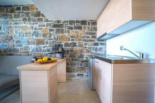 Apartamento Terrazeus - Stone House Beachfront 3